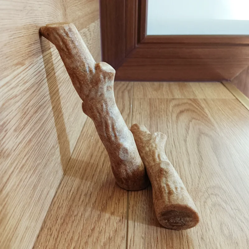 Juguete masticable para perros con rama de árbol